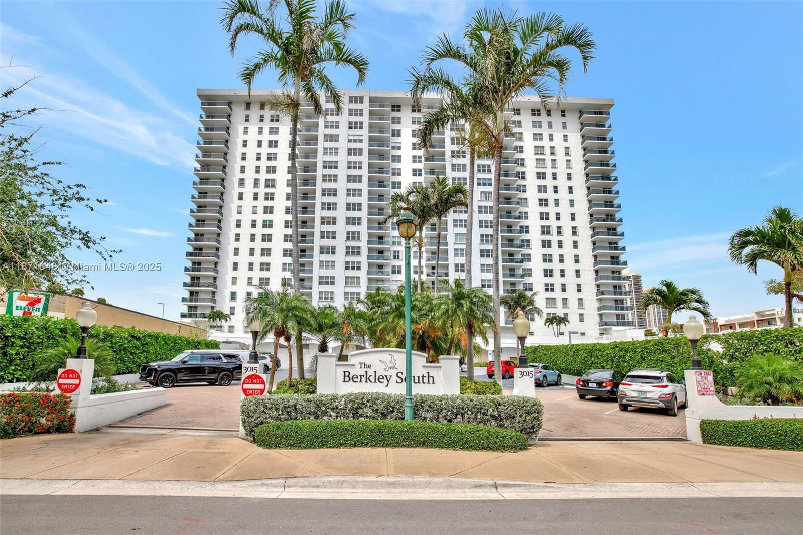 3015 N Ocean Blvd #5B