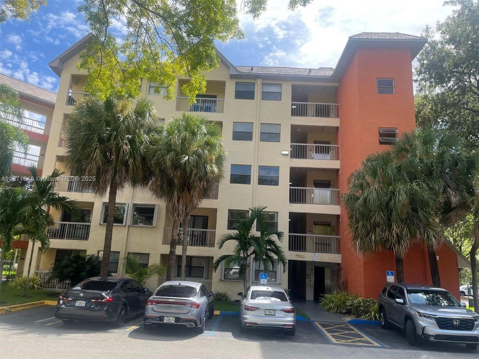 8180 Geneva Ct #518B