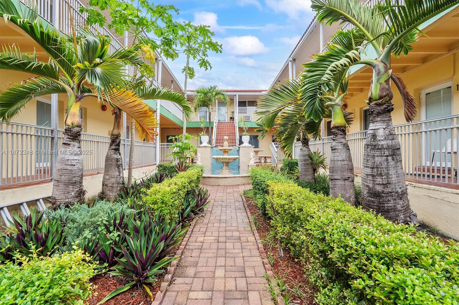 7400 Harding Ave #20