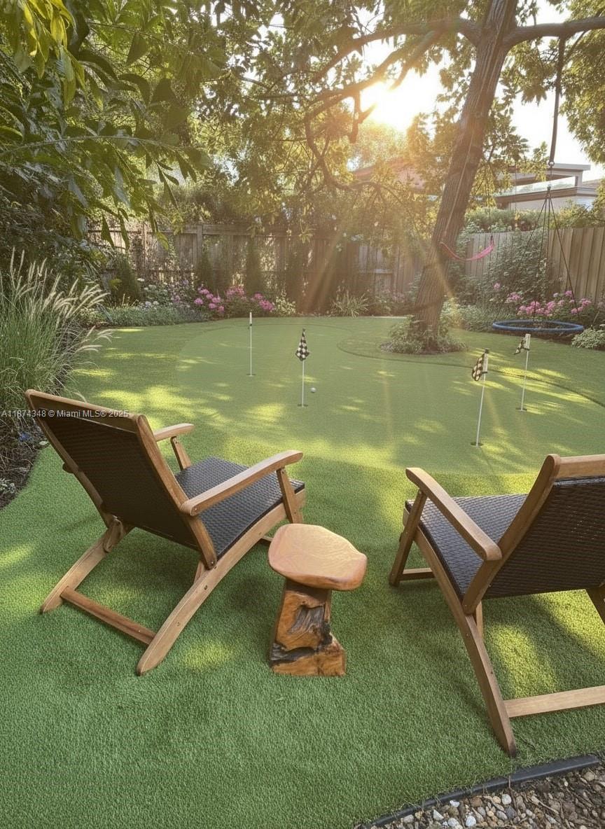 40 SW 30th Rd Miami, FL 33129