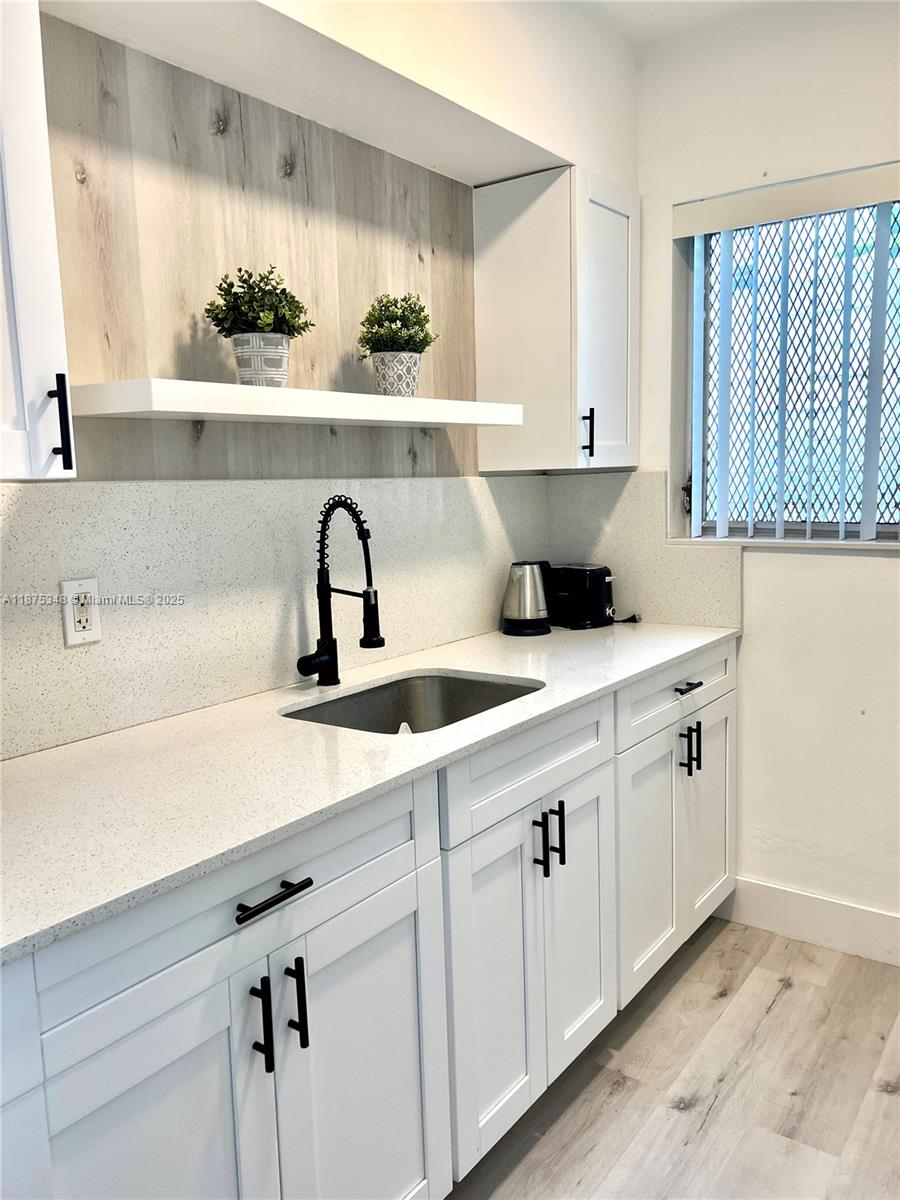 825 Euclid Ave #8
