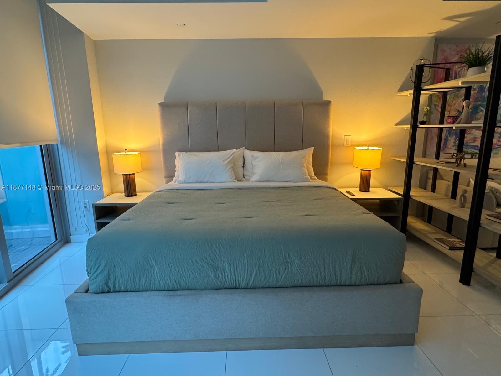 image Paramount Miami Worldcent27