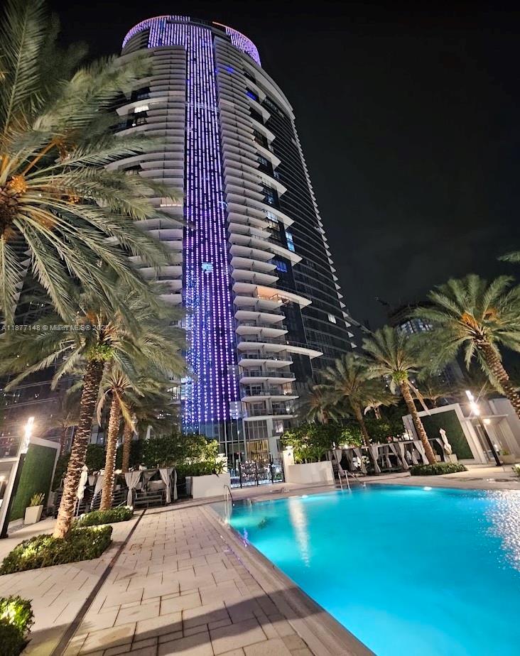 image Paramount Miami Worldcent2