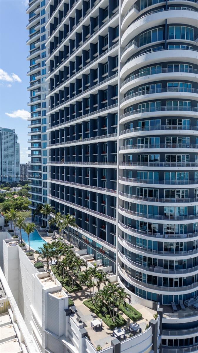 image Infinity At Brickell27