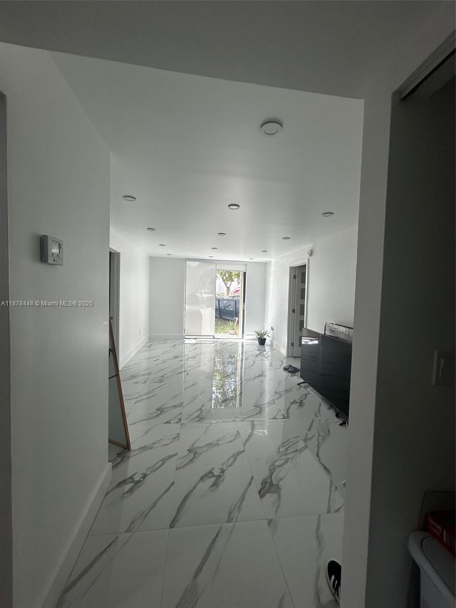 2055 SW 122nd Ave #102