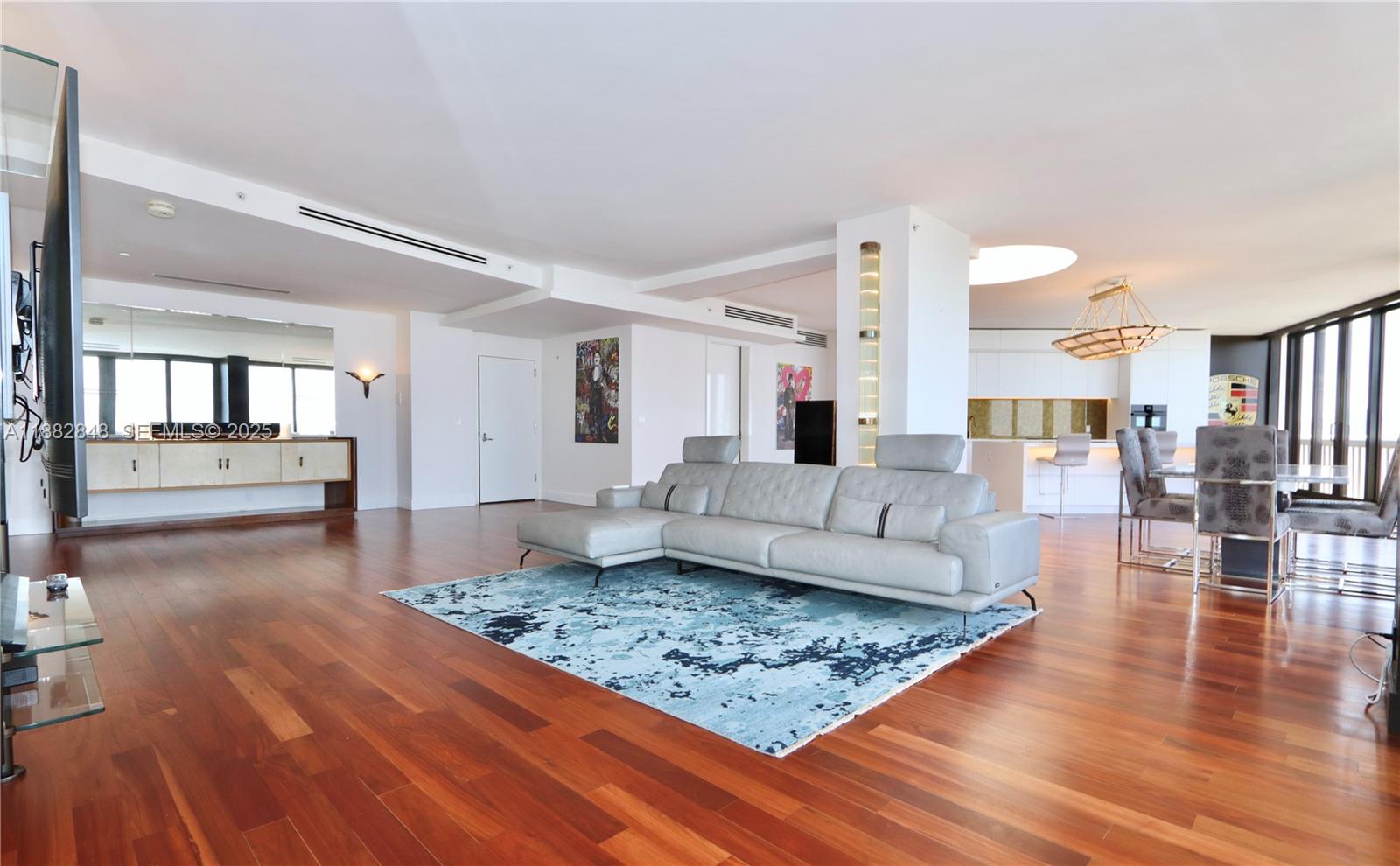1000 Island Blvd #PH2 Aventura, FL 33160