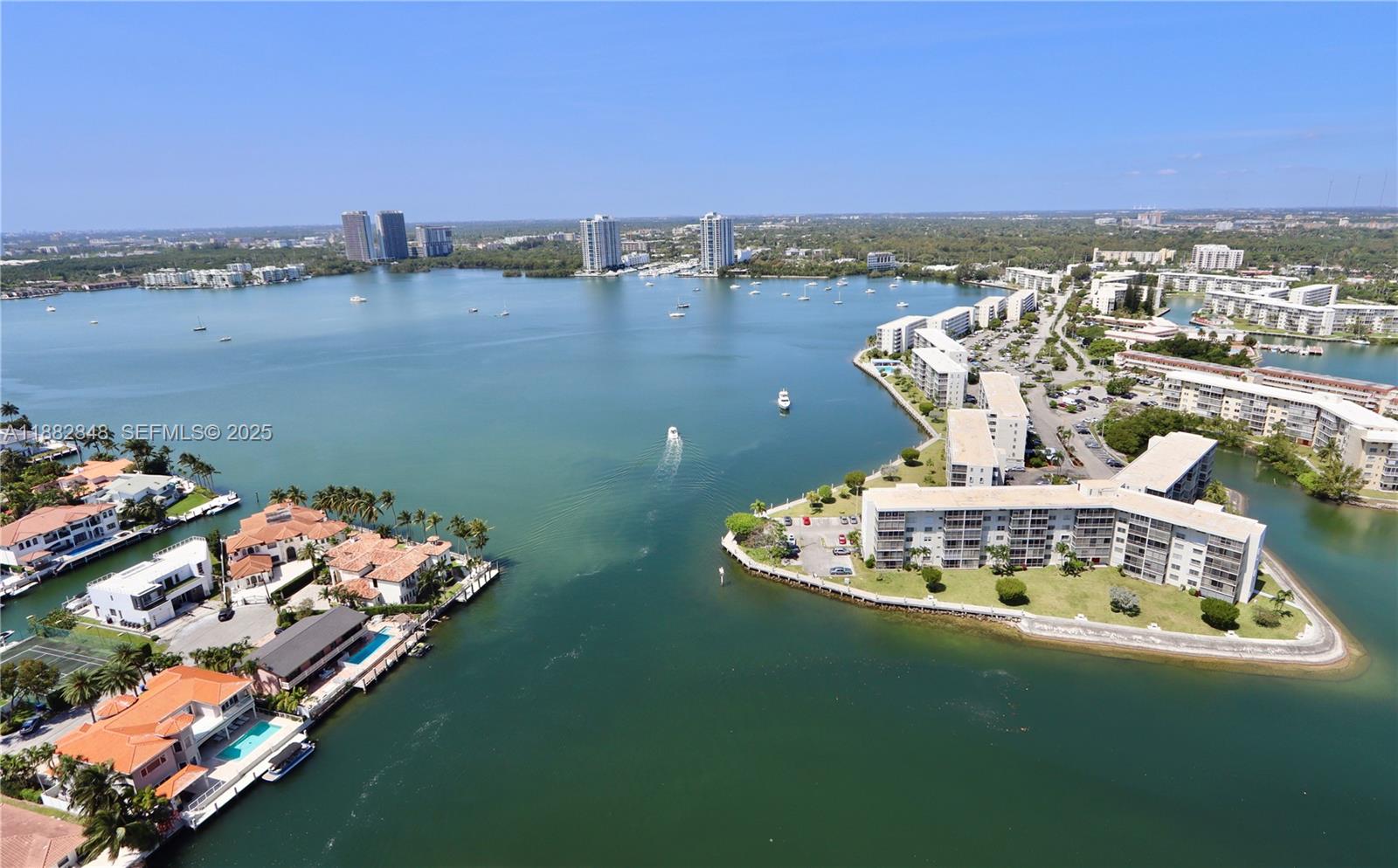 1000 Island Blvd #PH2 Aventura, FL 33160