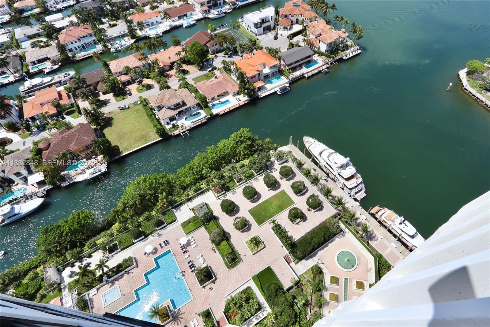 1000 Island Blvd #PH2 Aventura, FL 33160