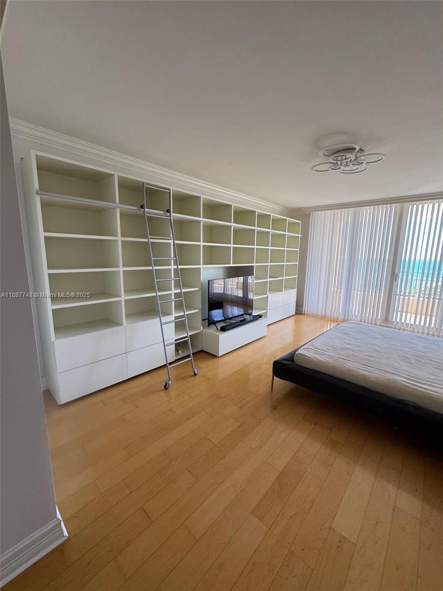 image Ocean Tower Two Condo19