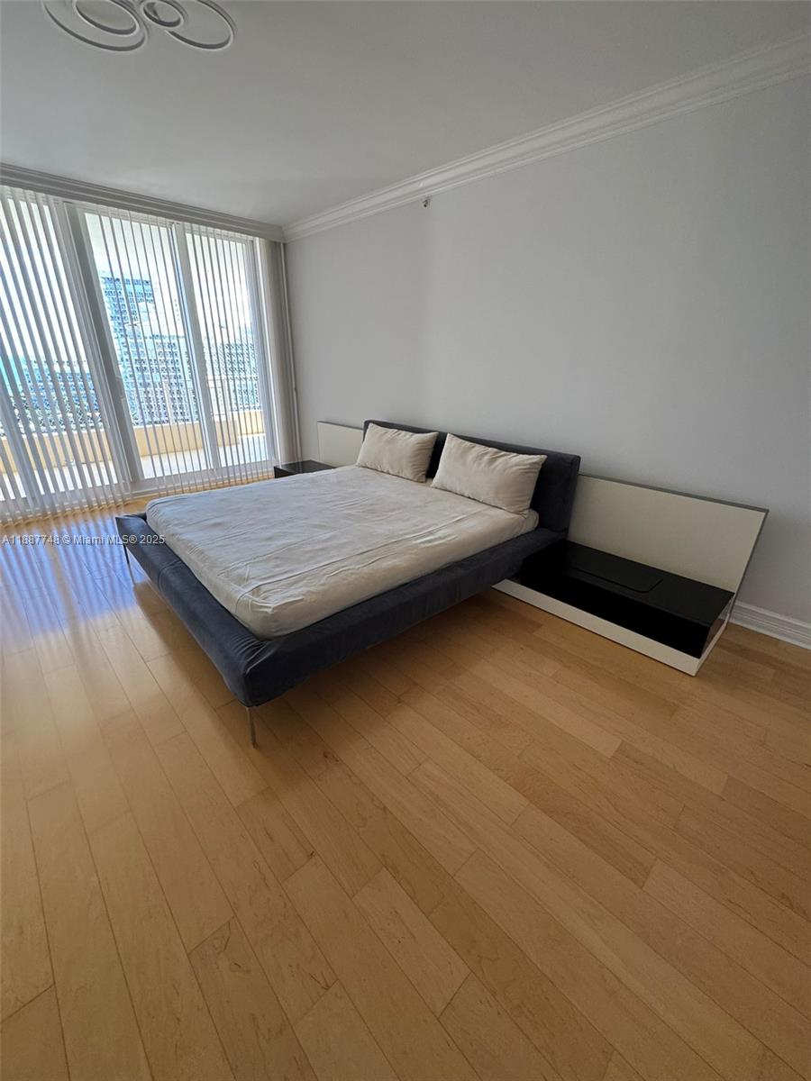 image Ocean Tower Two Condo20