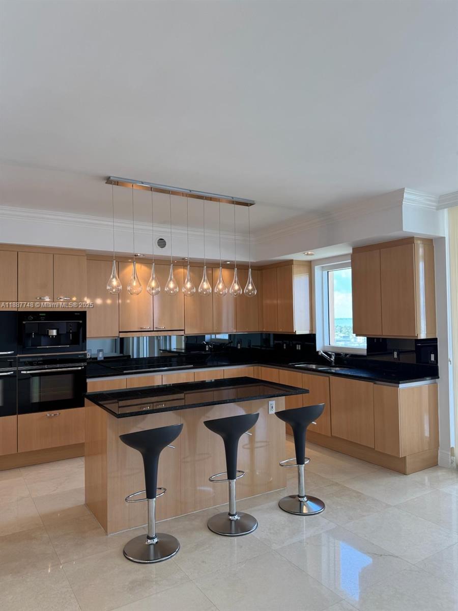 image Ocean Tower Two Condo7