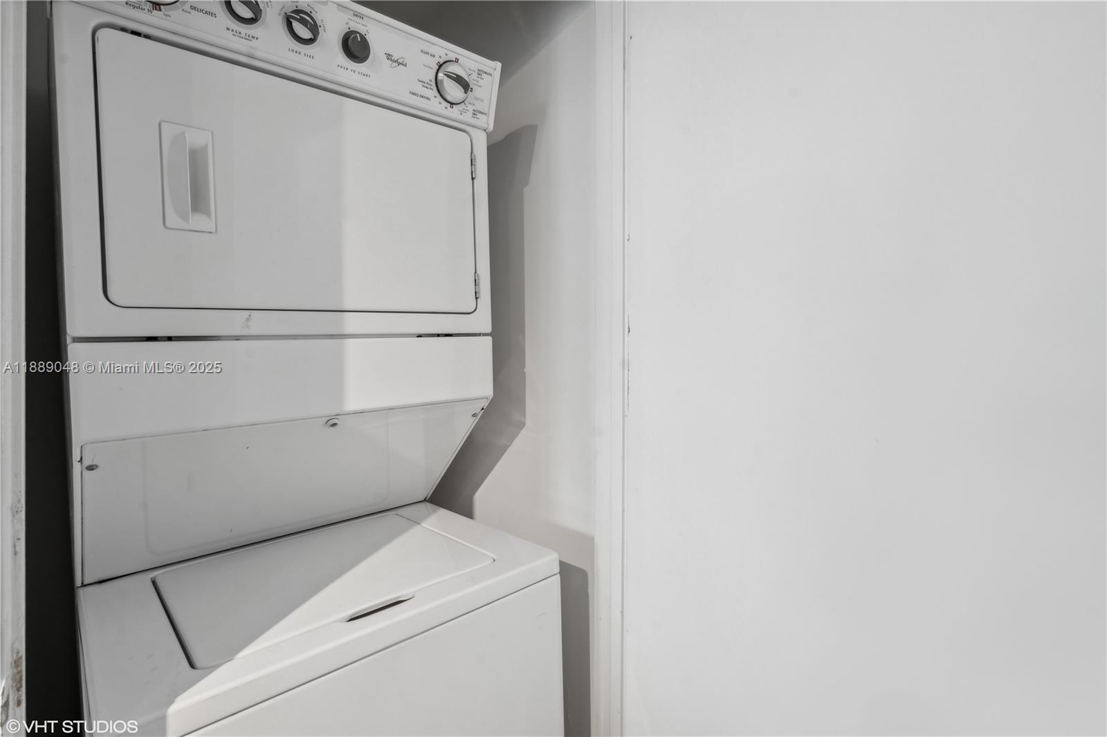 image Vizcayne North11