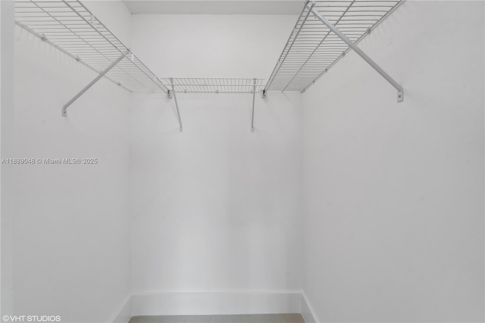 image Vizcayne North14