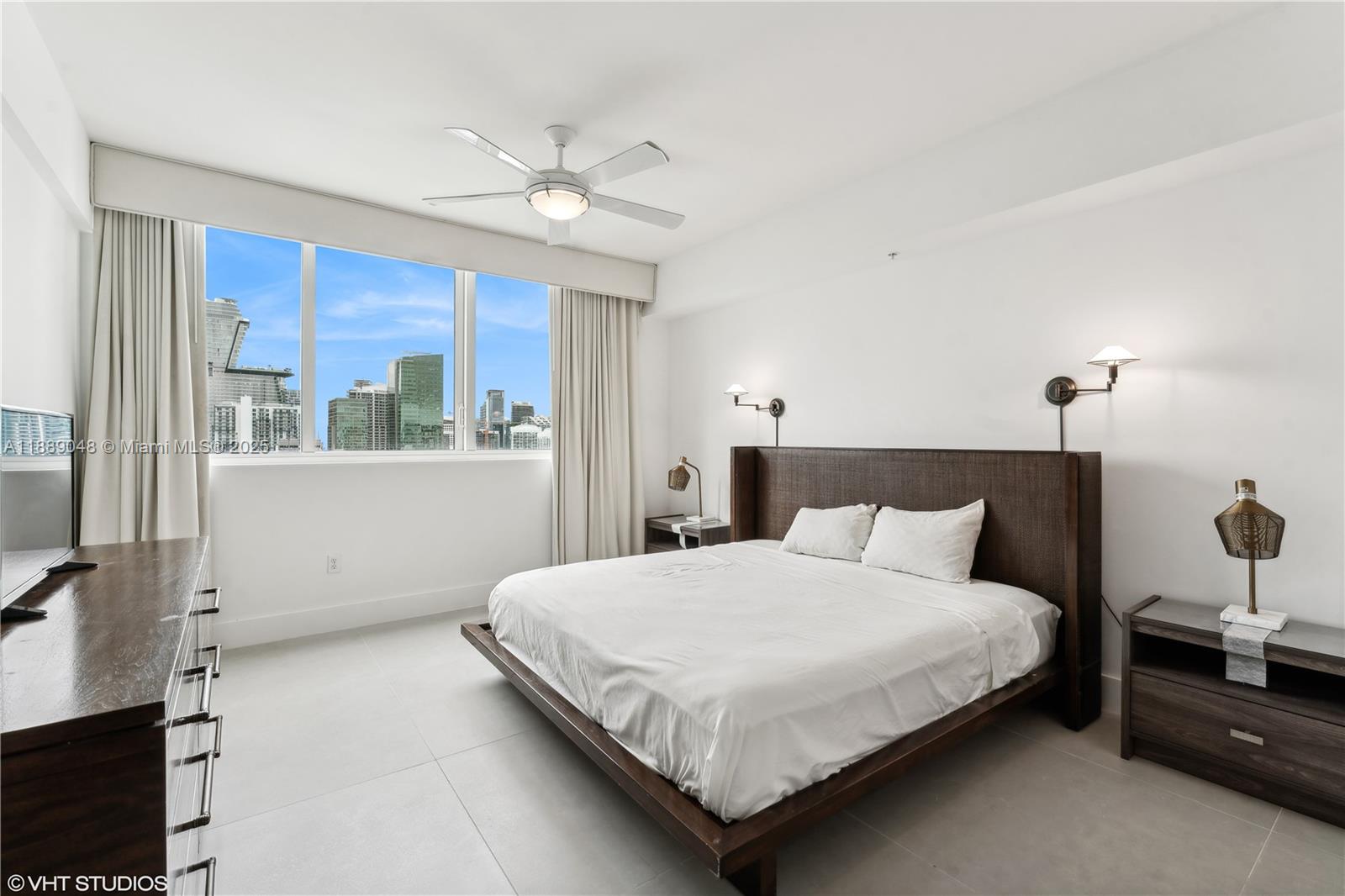 image Vizcayne North15