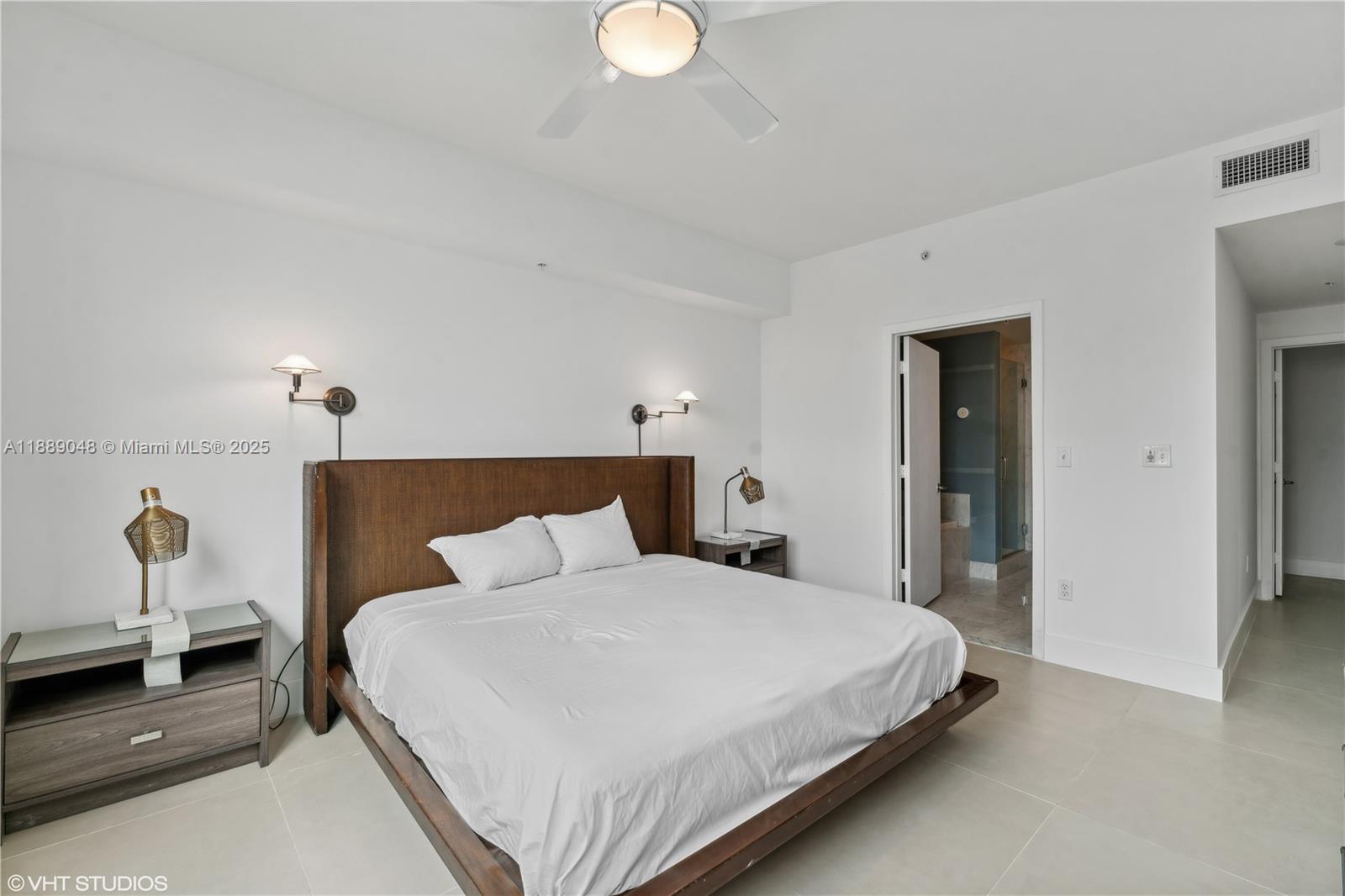 image Vizcayne North16