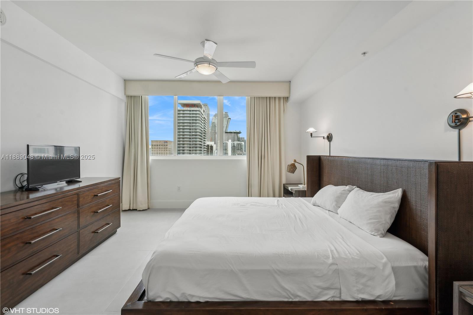 image Vizcayne North17