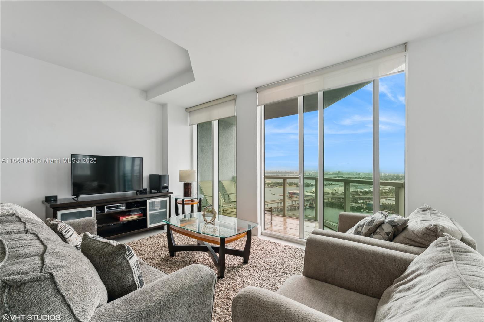 image Vizcayne North4