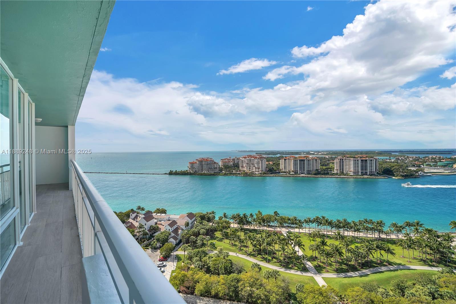 400 S Pointe Dr #2305