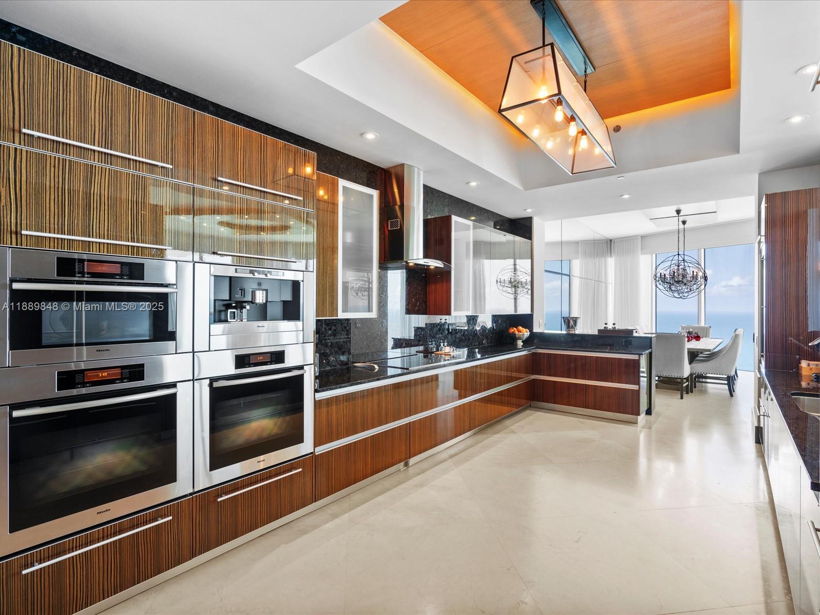 2711 S Ocean Dr #4005 Hollywood, FL 33019