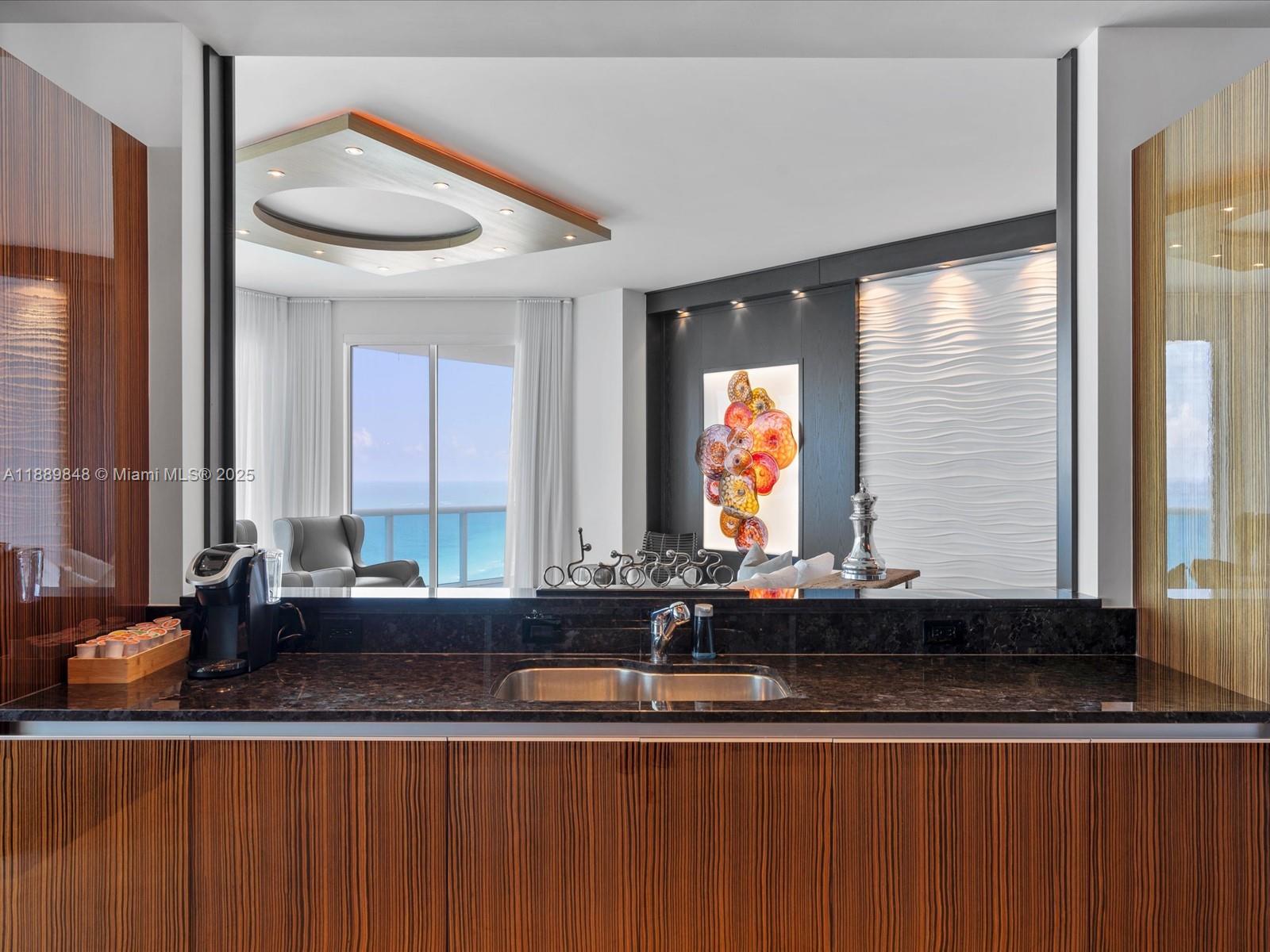 2711 S Ocean Dr #4005 Hollywood, FL 33019