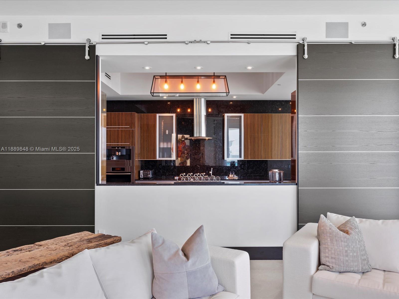 2711 S Ocean Dr #4005 Hollywood, FL 33019