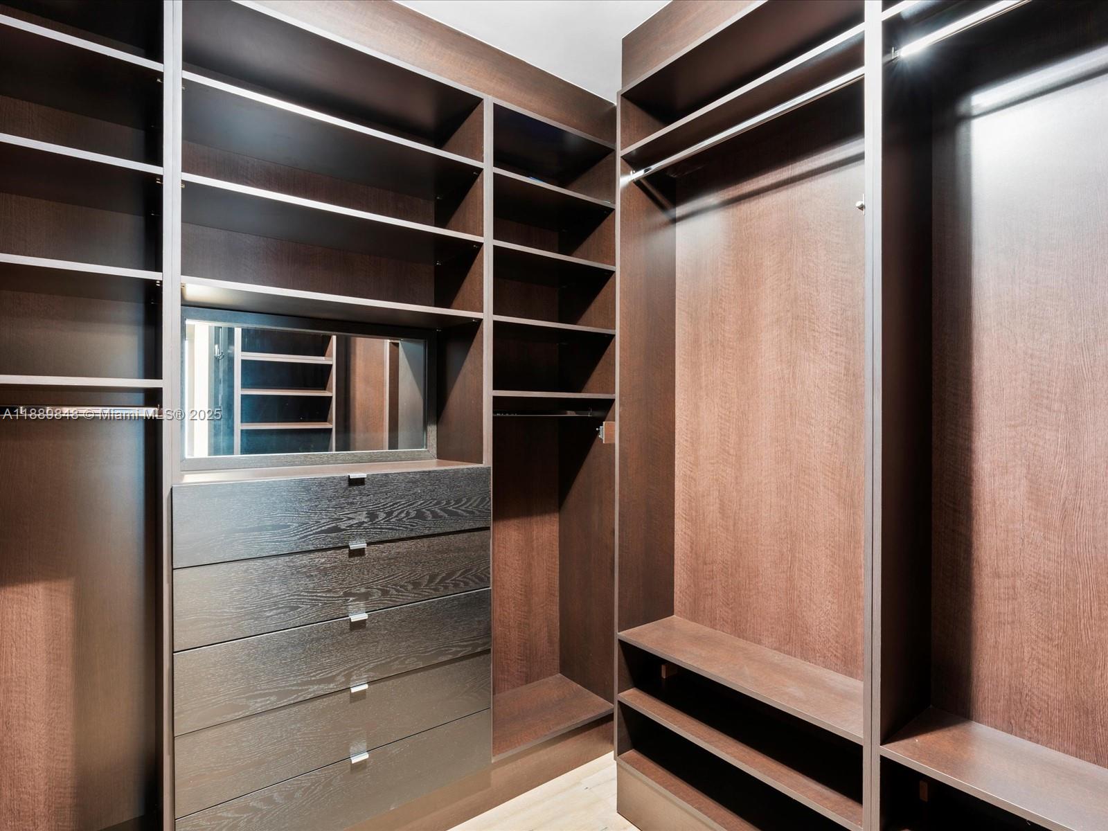 2711 S Ocean Dr #4005 Hollywood, FL 33019