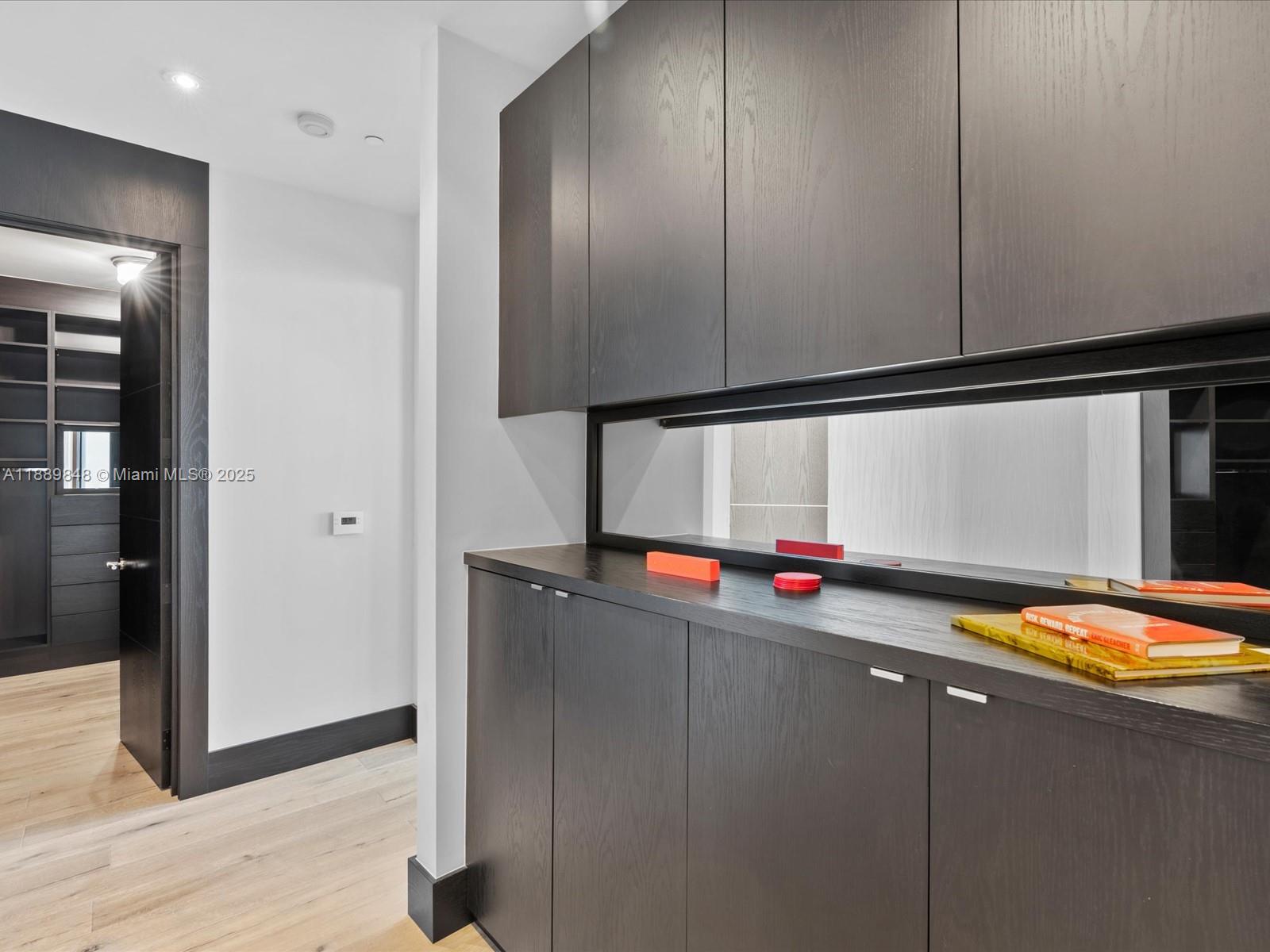 2711 S Ocean Dr #4005 Hollywood, FL 33019