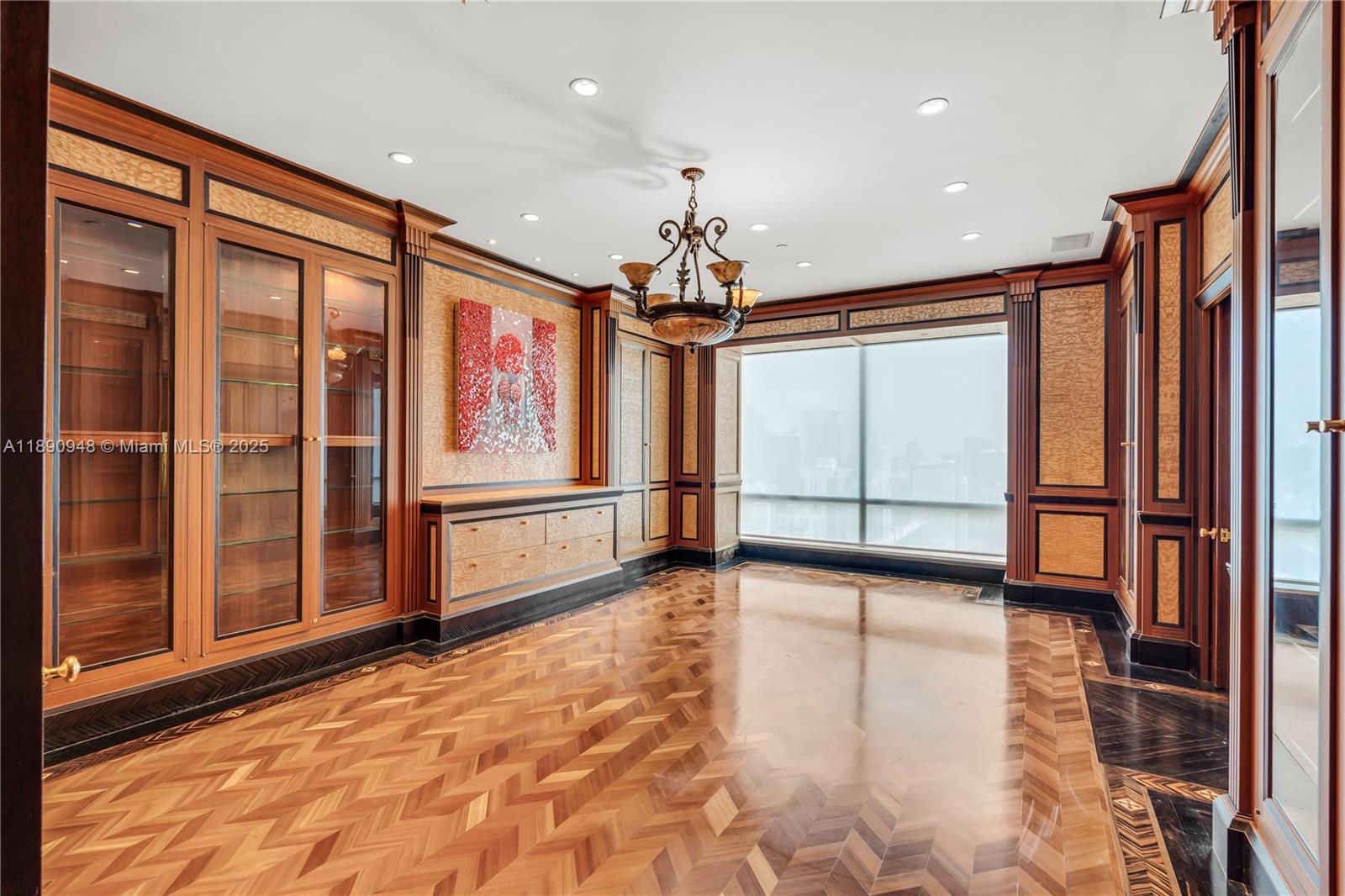 1425 Brickell Ave #54DEF Miami, FL 33131 1425 Brickell Ave #54DEF Miami, FL 33131