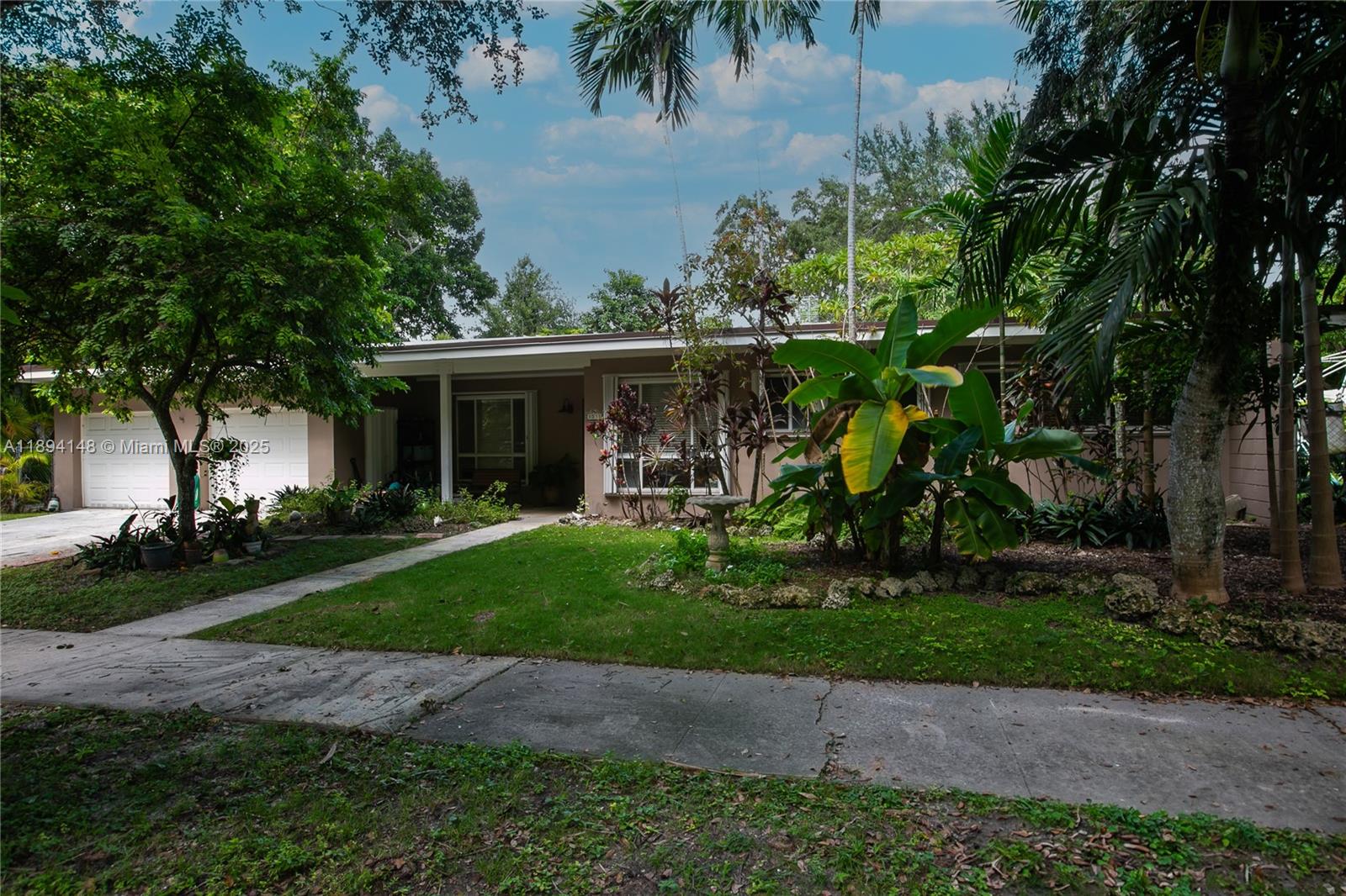 8031 SW 98th Ter