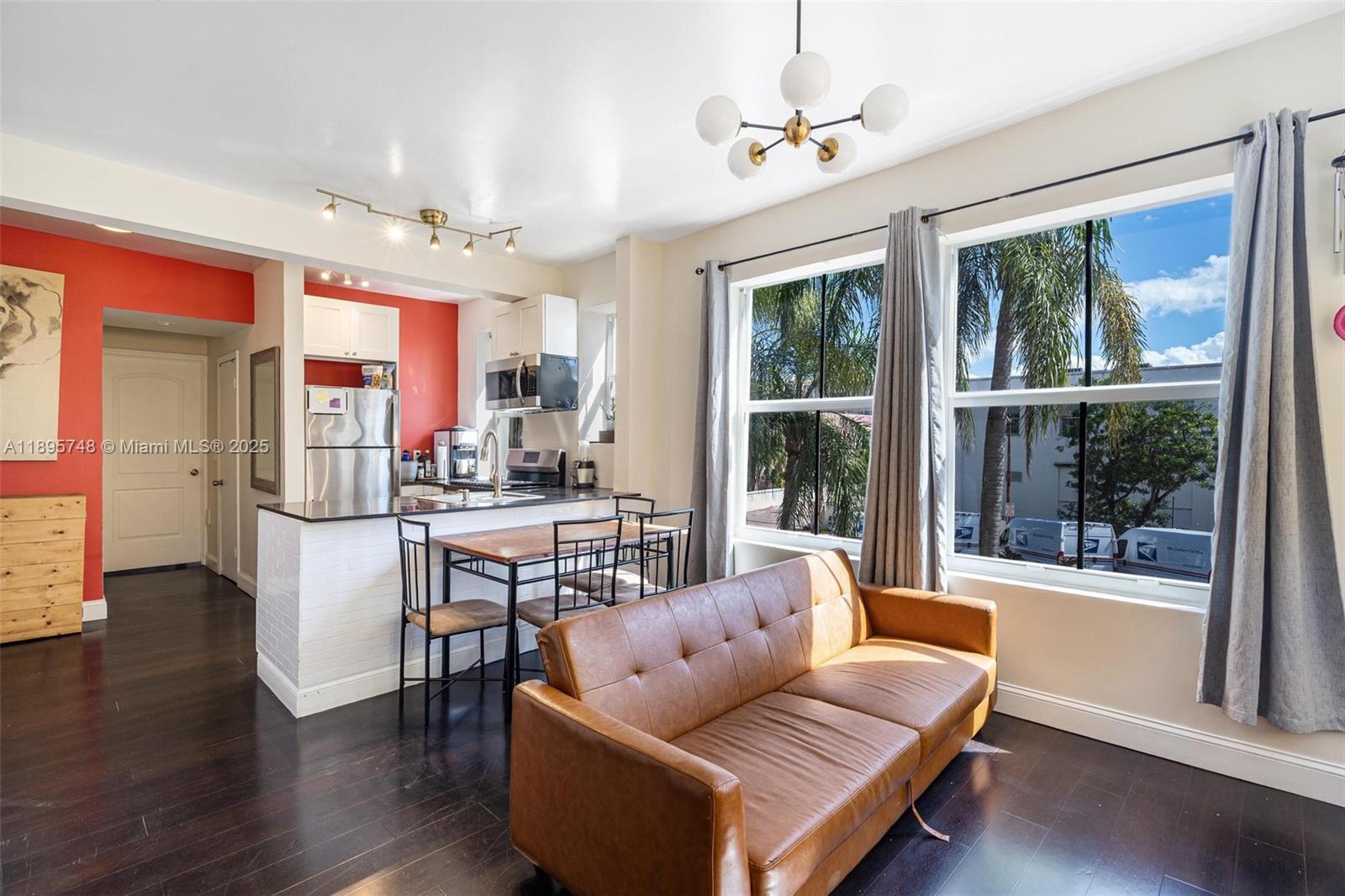 1320 Drexel Ave #200