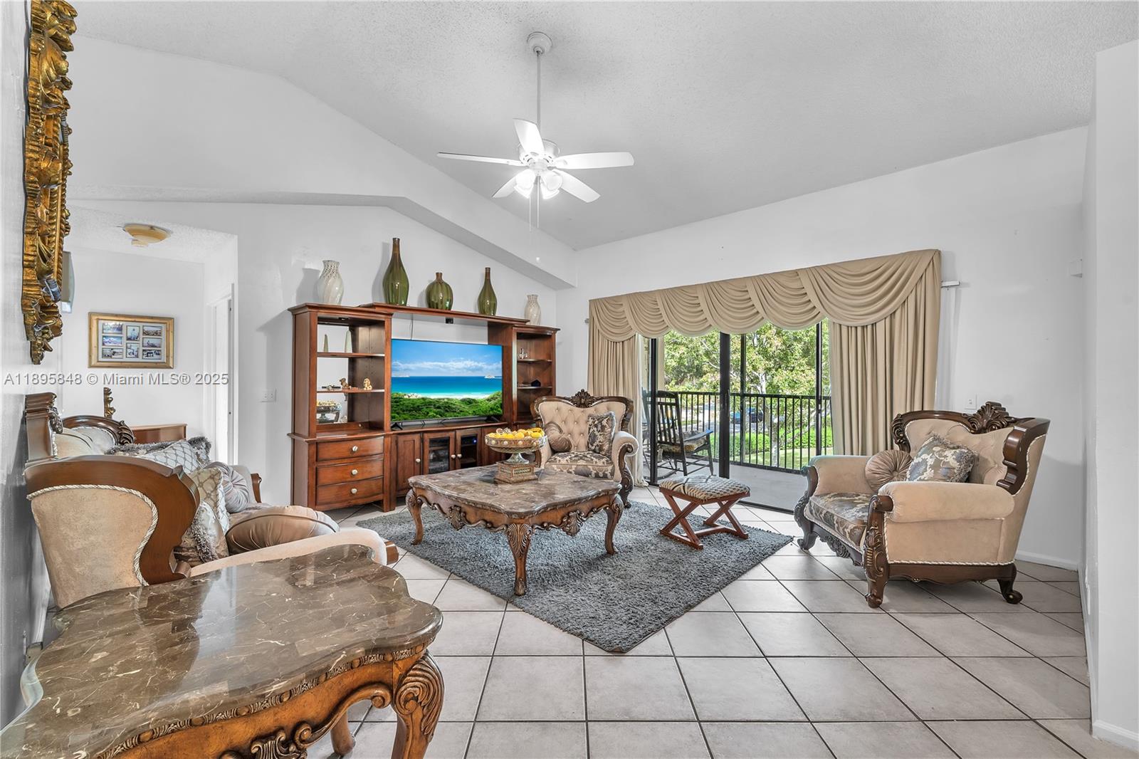 10547 NW 10th St #C-128 Plantation, FL 33322