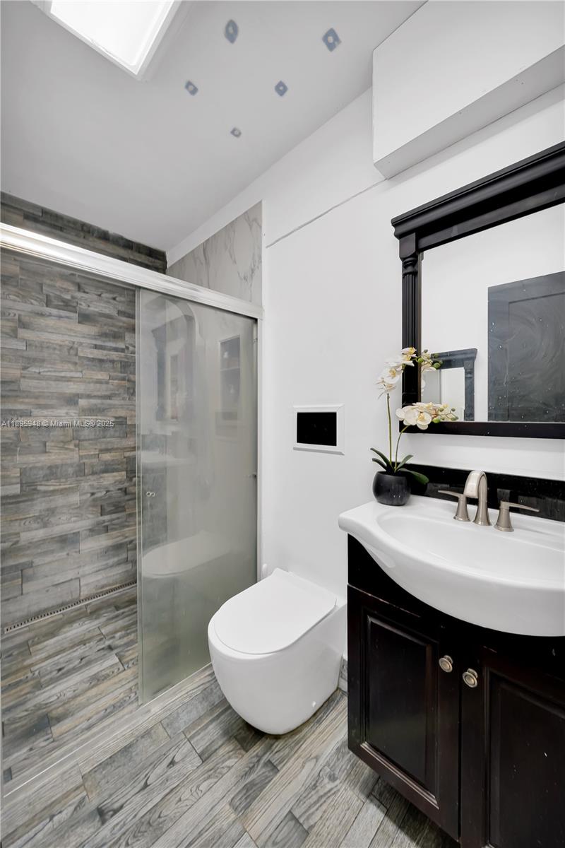 5402 SW 128th Pl Miami, FL 33175