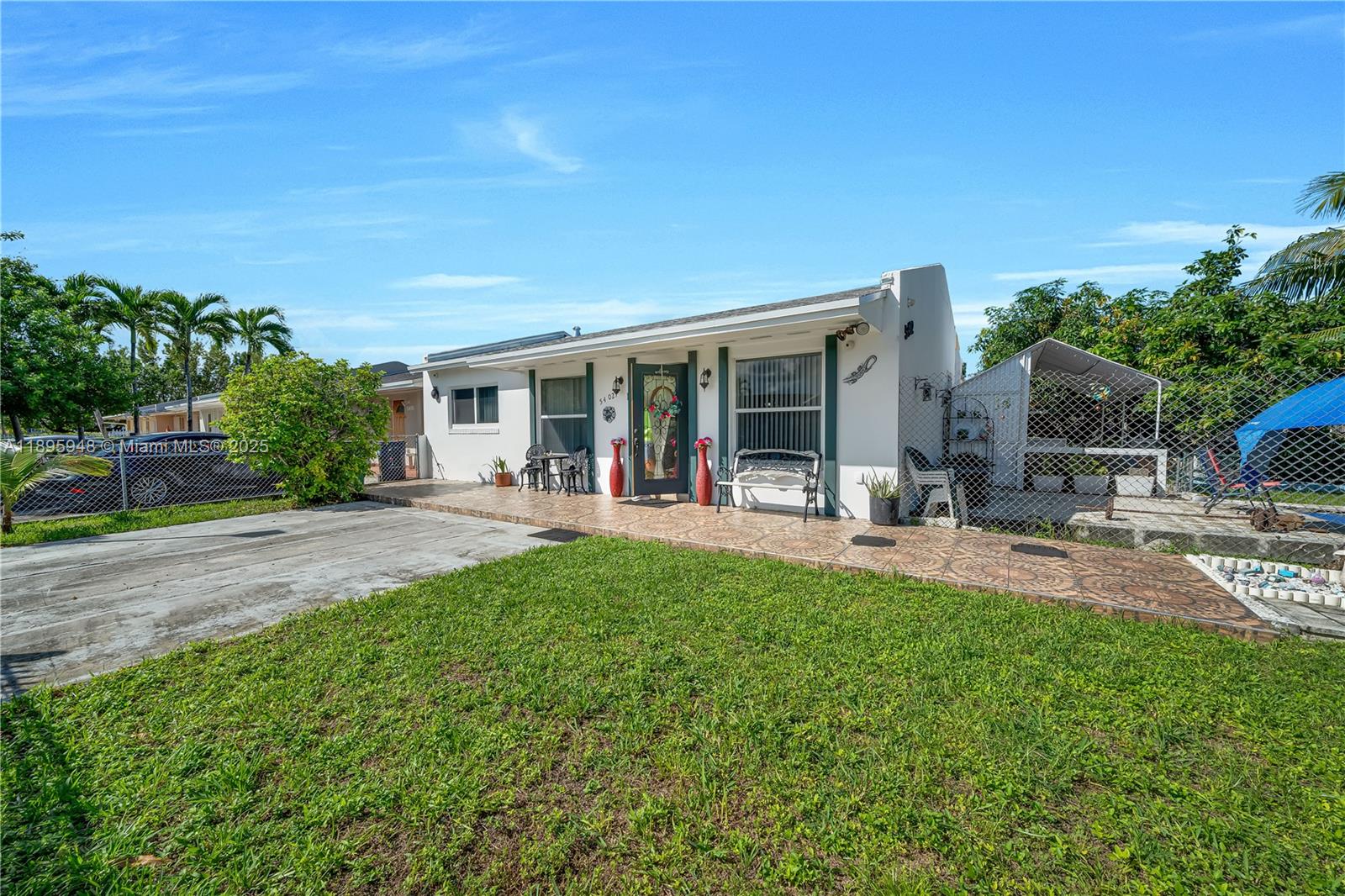 5402 SW 128th Pl Miami, FL 33175