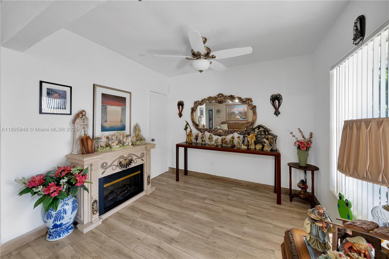 5402 SW 128th Pl Miami, FL 33175