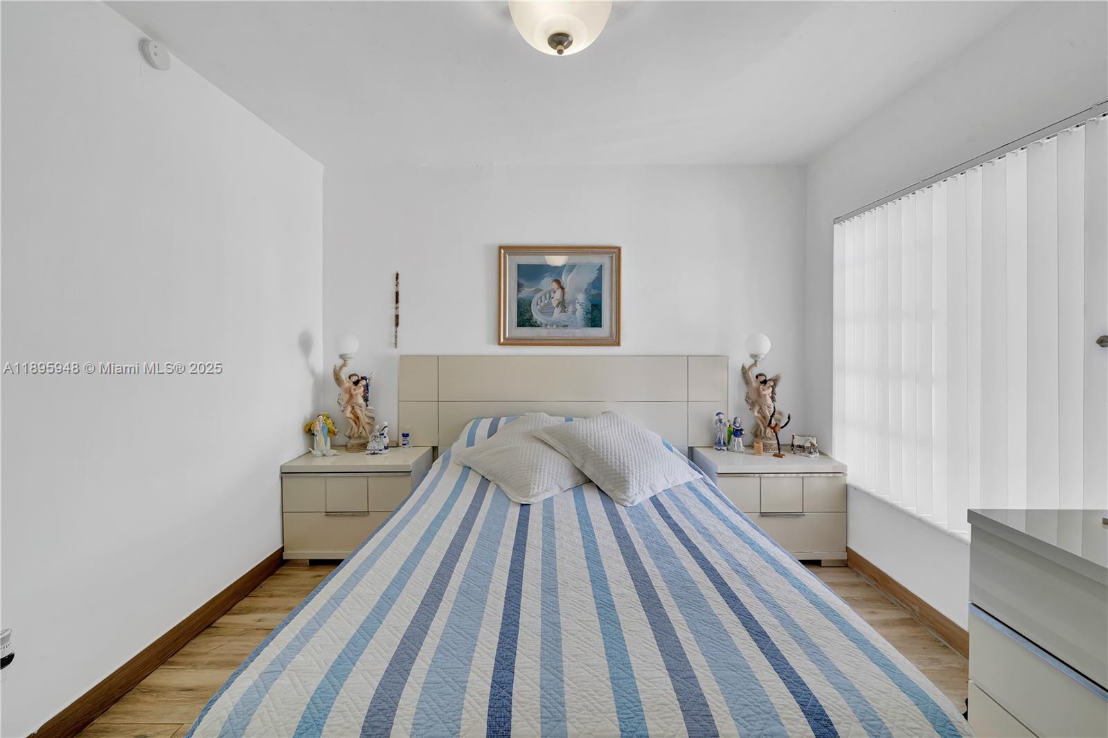 5402 SW 128th Pl Miami, FL 33175