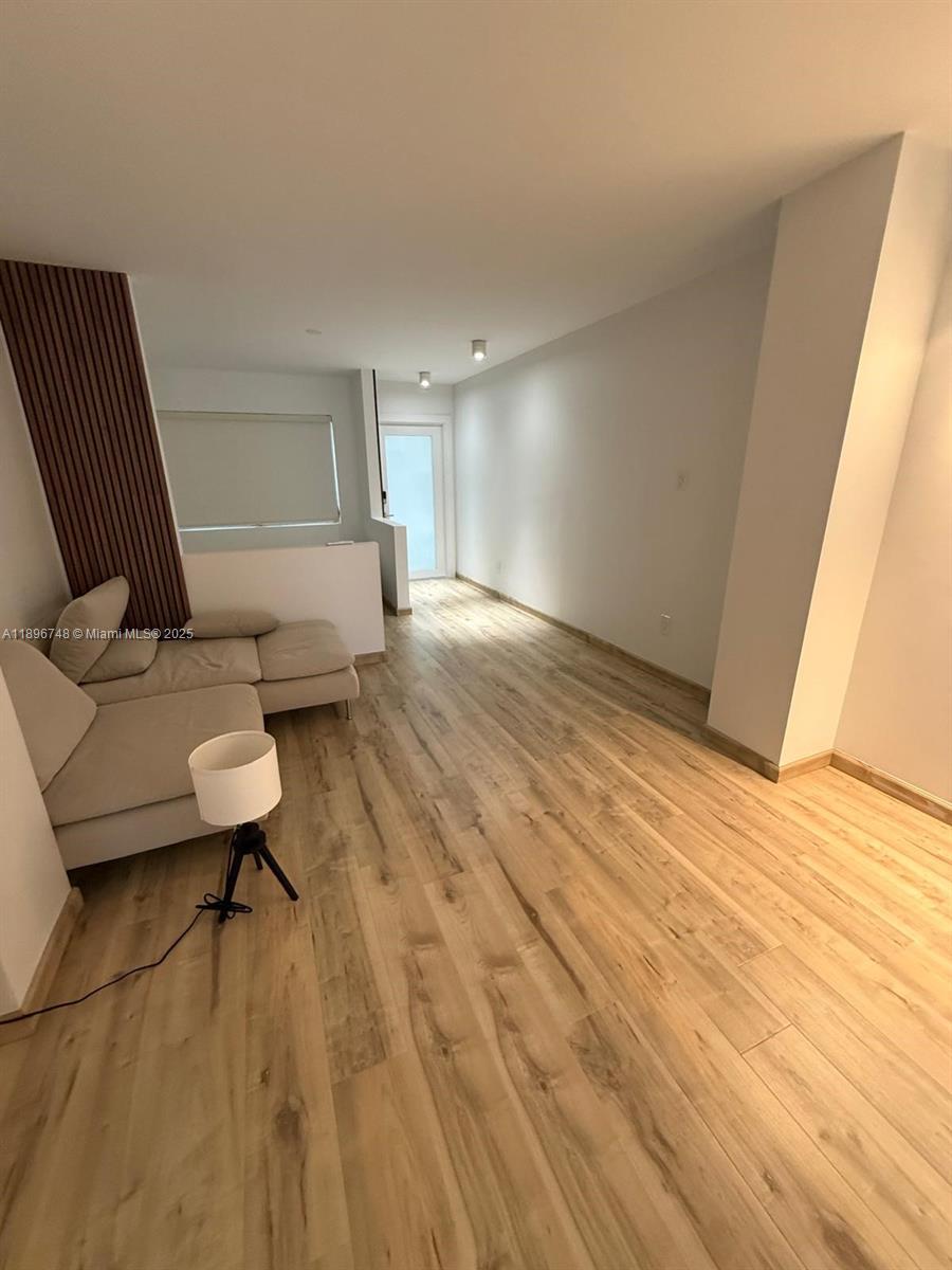 1334 Euclid Ave #4