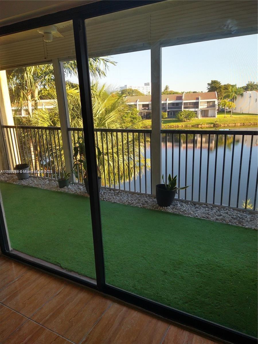 6575 W Oakland Park Blvd #308