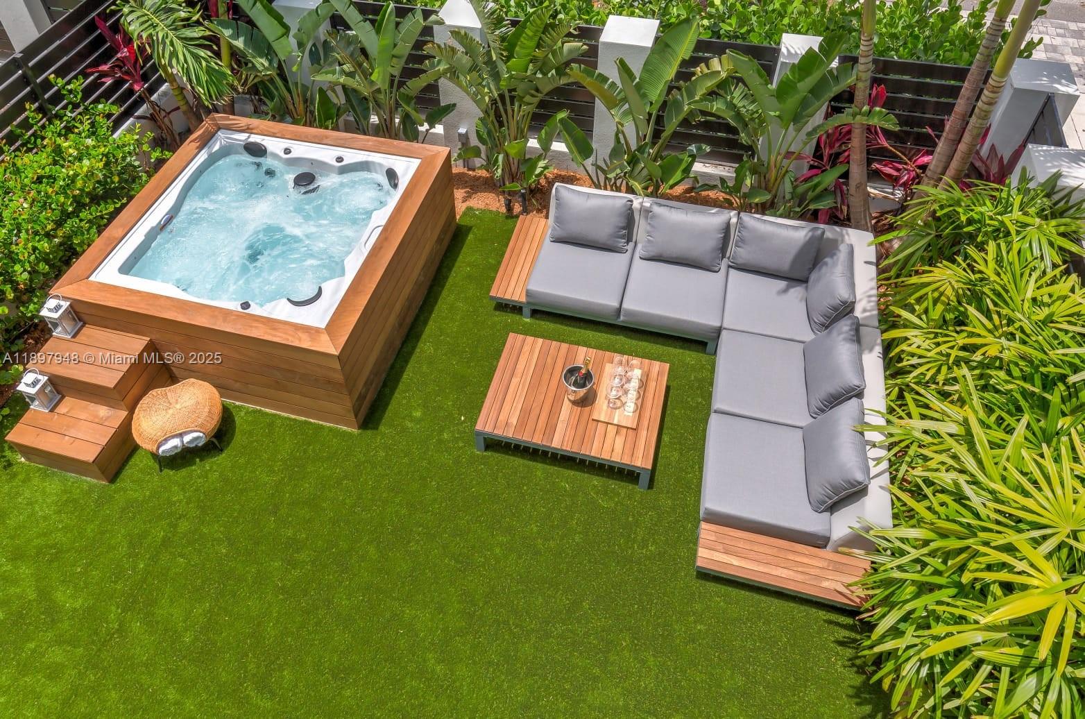 1516 SE 1st St Fort Lauderdale, FL 33301