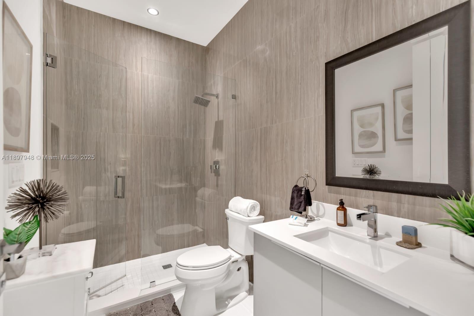 1516 SE 1st St Fort Lauderdale, FL 33301