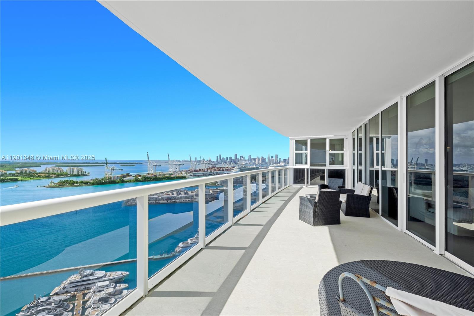 image Murano Grande4