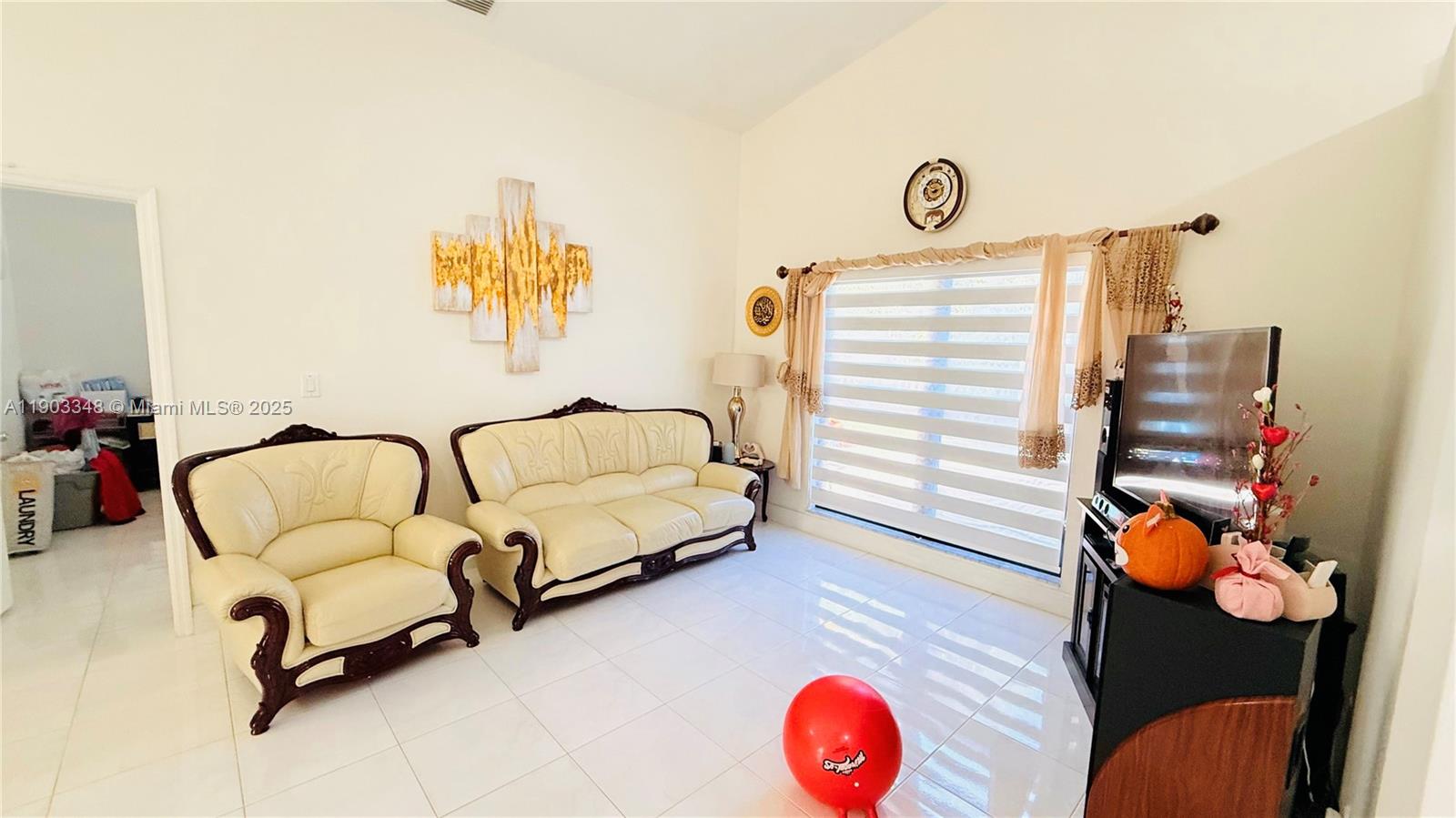 1235 NW 144th Ave Pembroke Pines, FL 33028
