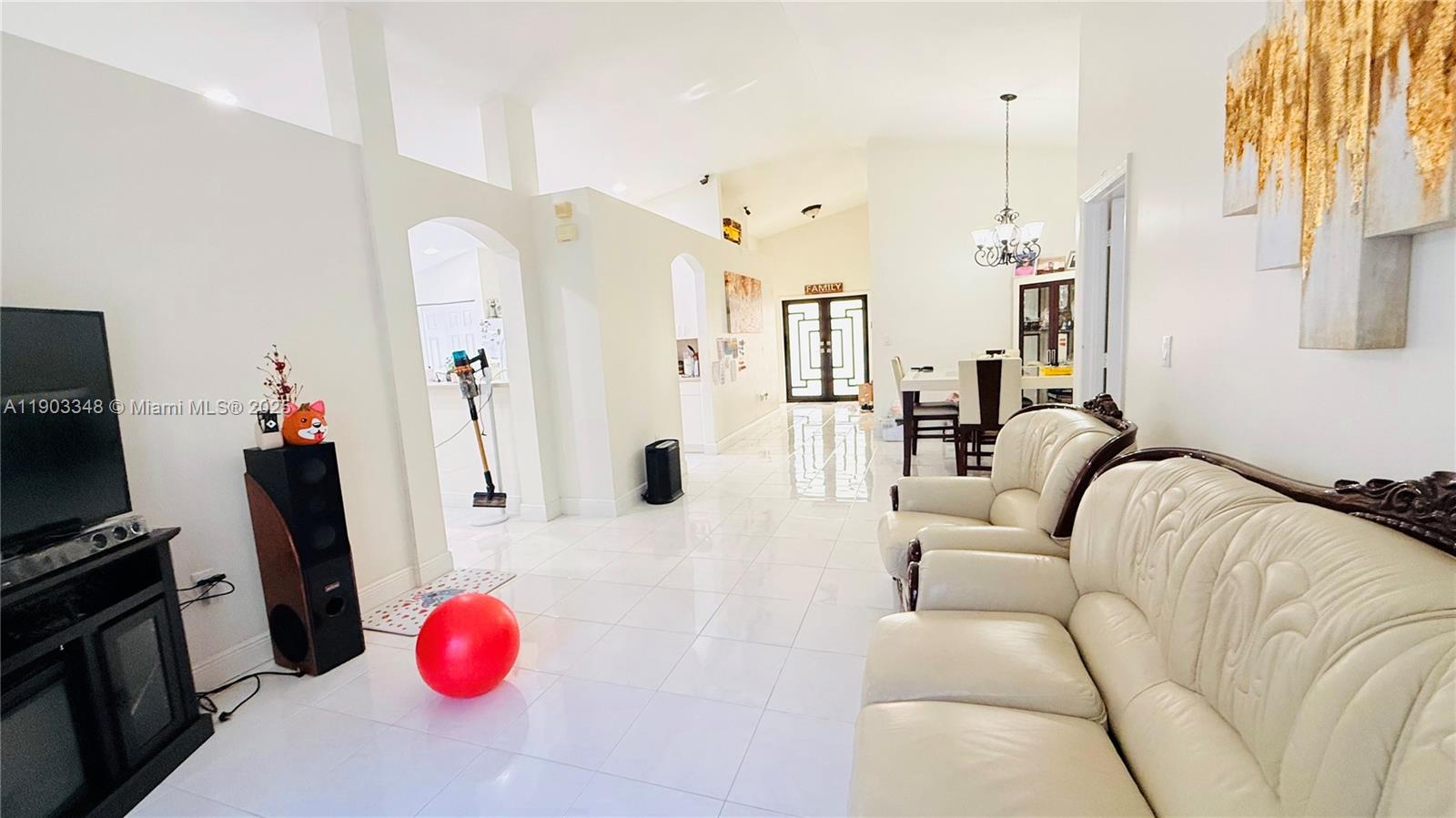 1235 NW 144th Ave Pembroke Pines, FL 33028