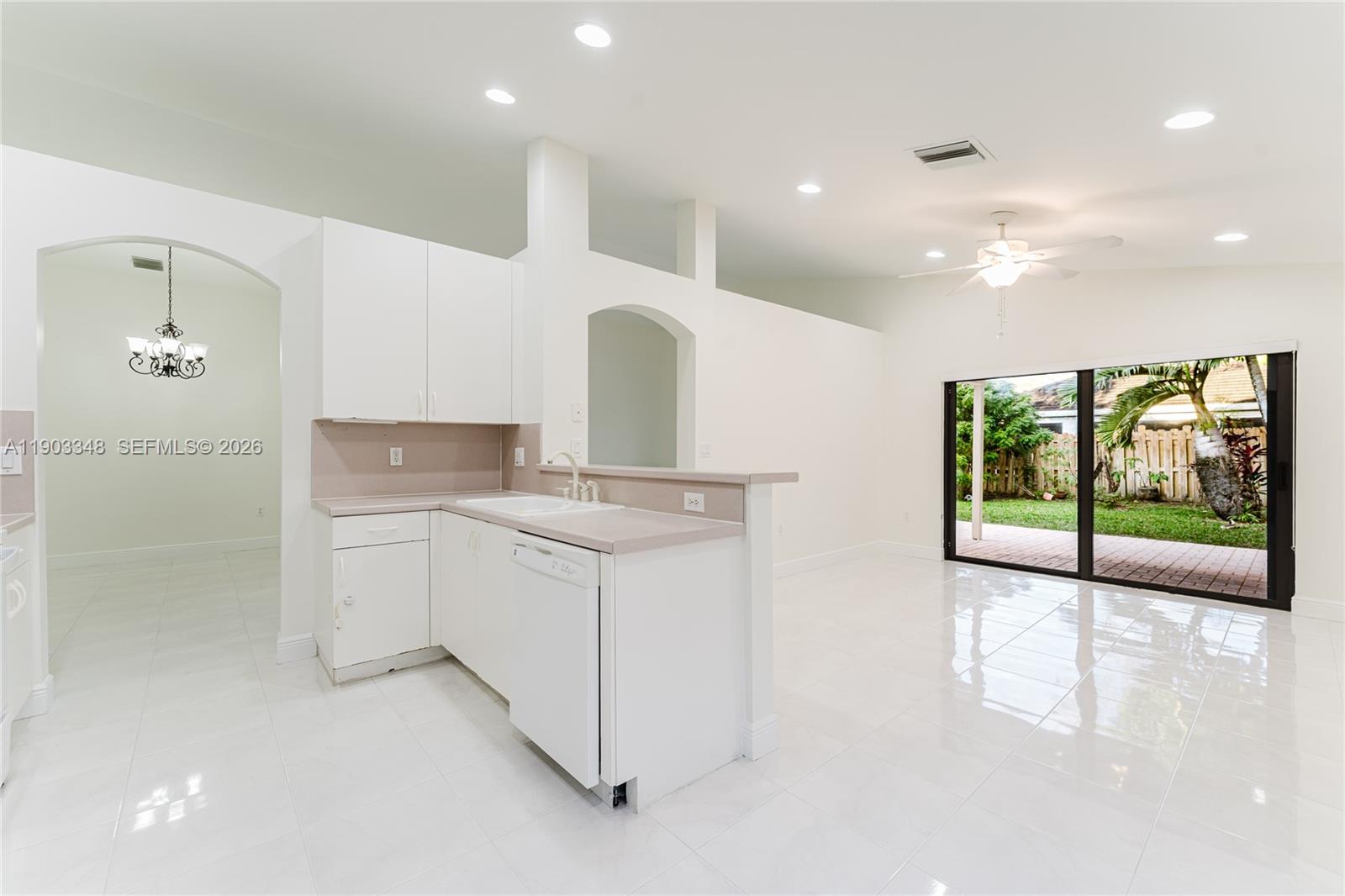 1235 NW 144th Ave Pembroke Pines, FL 33028