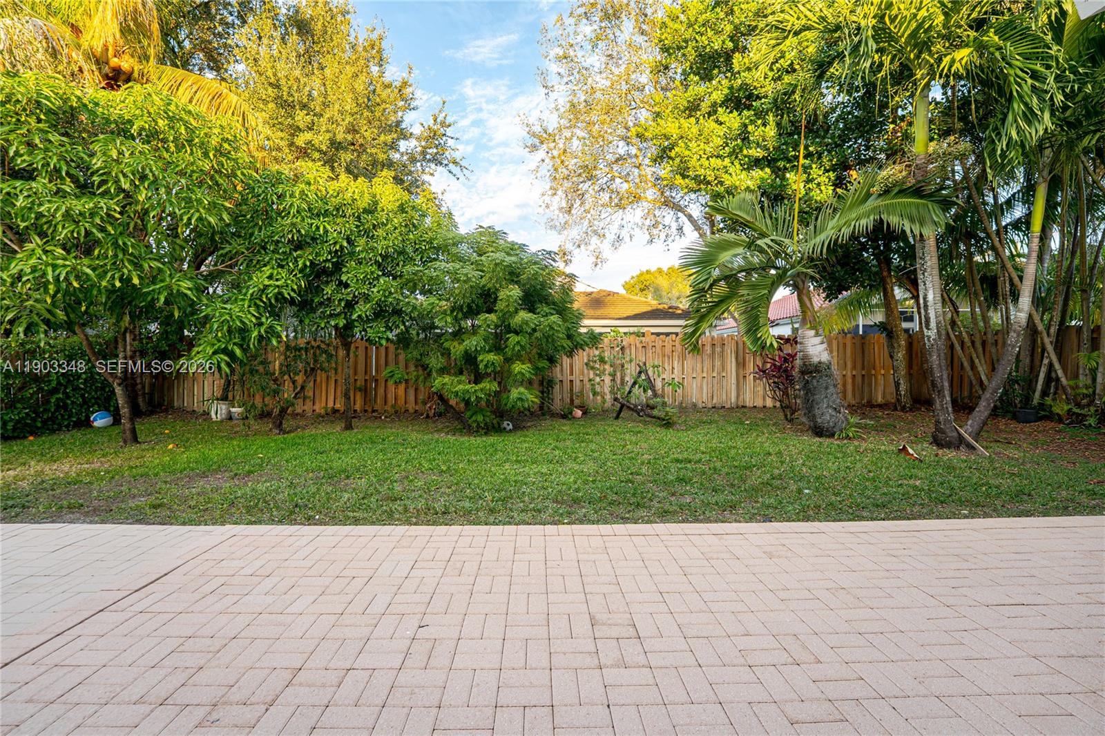 1235 NW 144th Ave Pembroke Pines, FL 33028