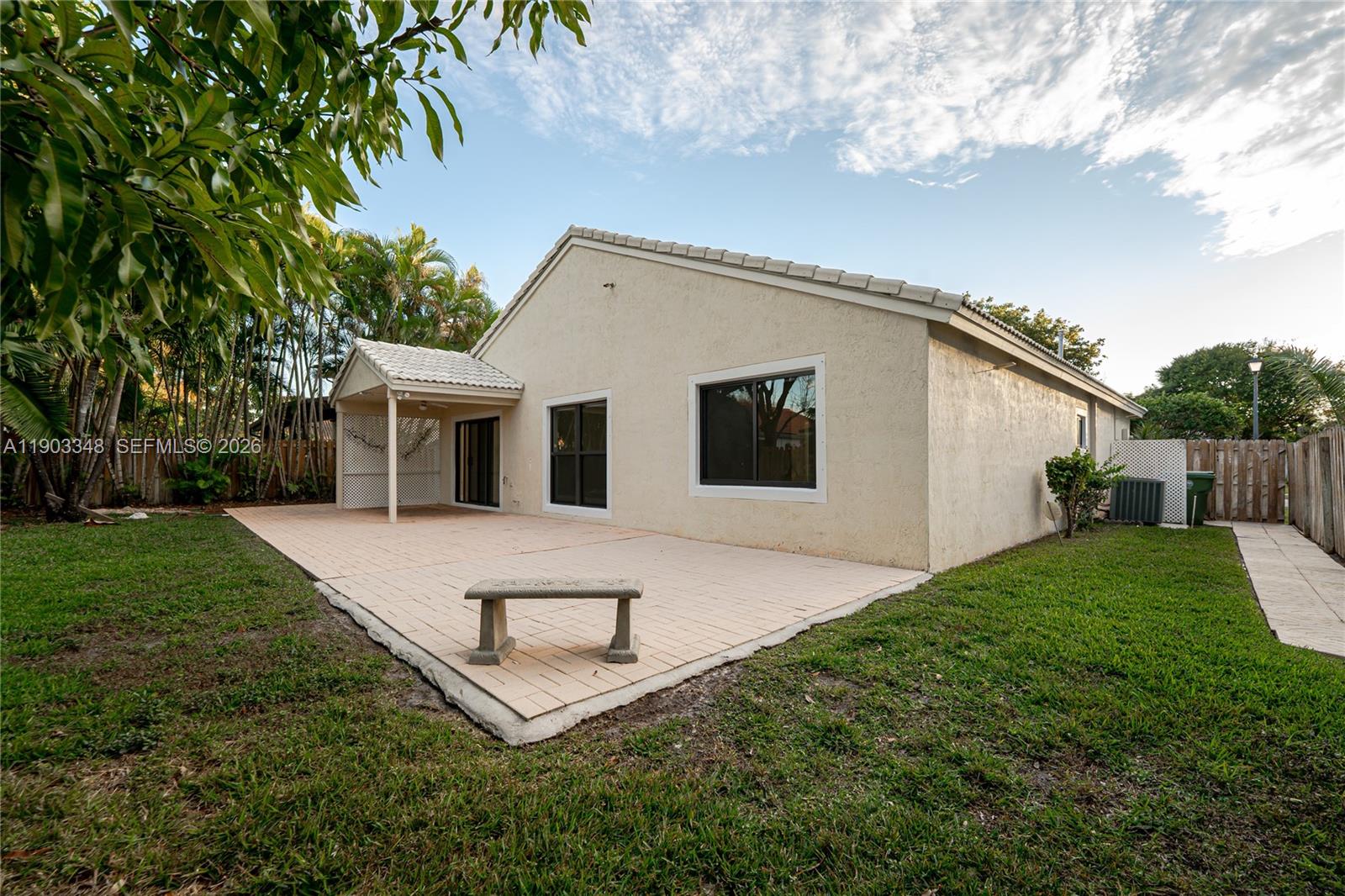 1235 NW 144th Ave Pembroke Pines, FL 33028