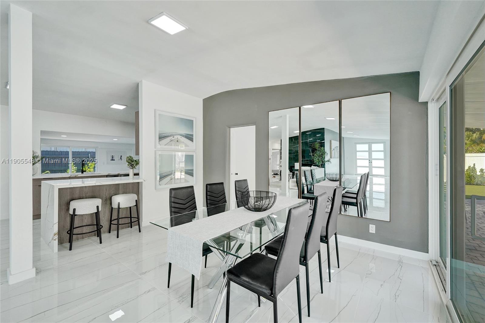 2201 SE 19th St Fort Lauderdale, FL 33316