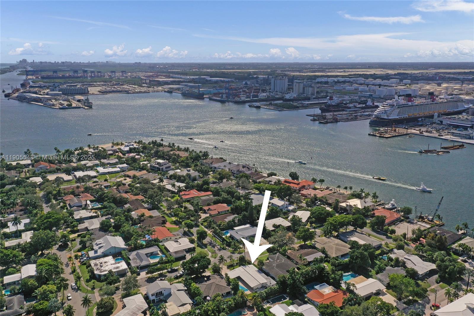 2201 SE 19th St Fort Lauderdale, FL 33316