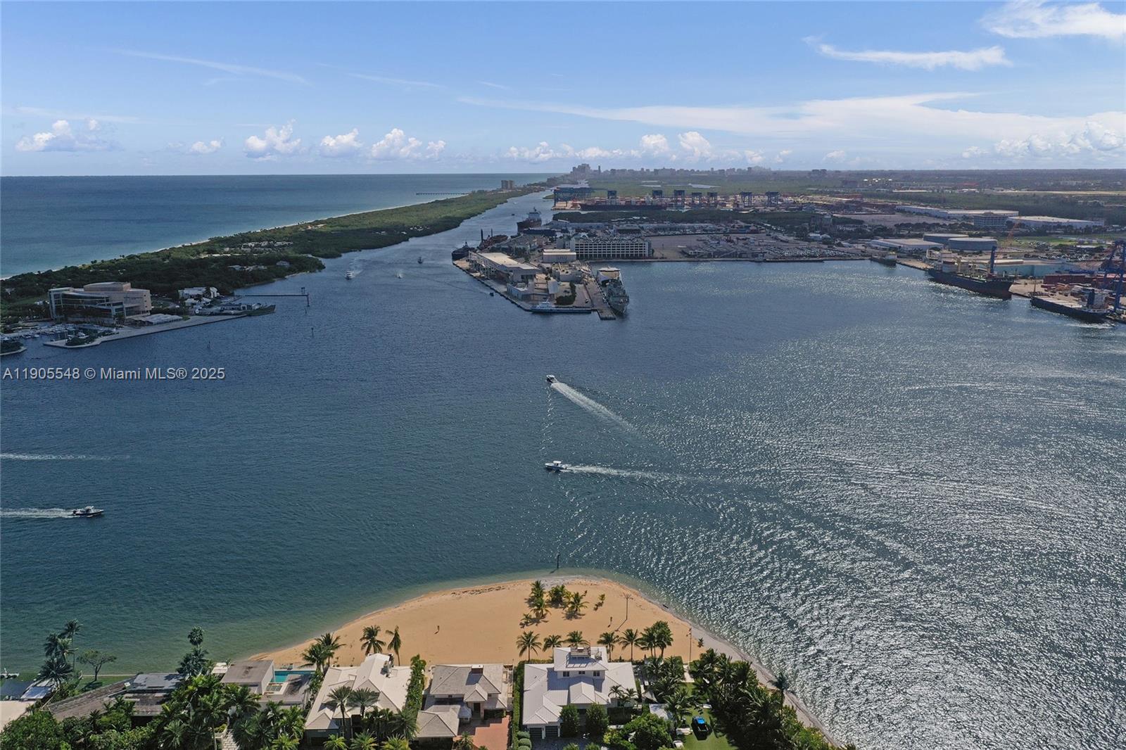 2201 SE 19th St Fort Lauderdale, FL 33316