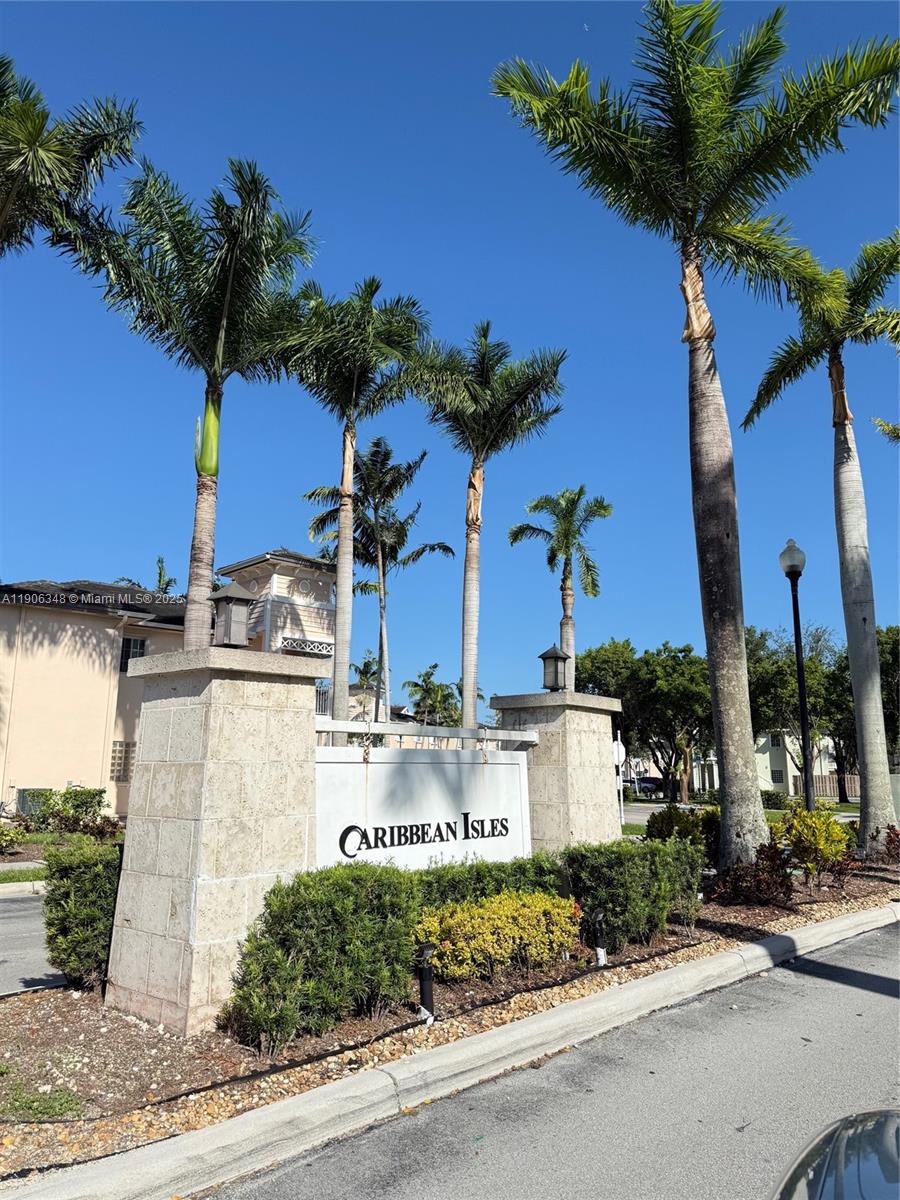 2665 NE 4th St #201 Homestead, FL 33033