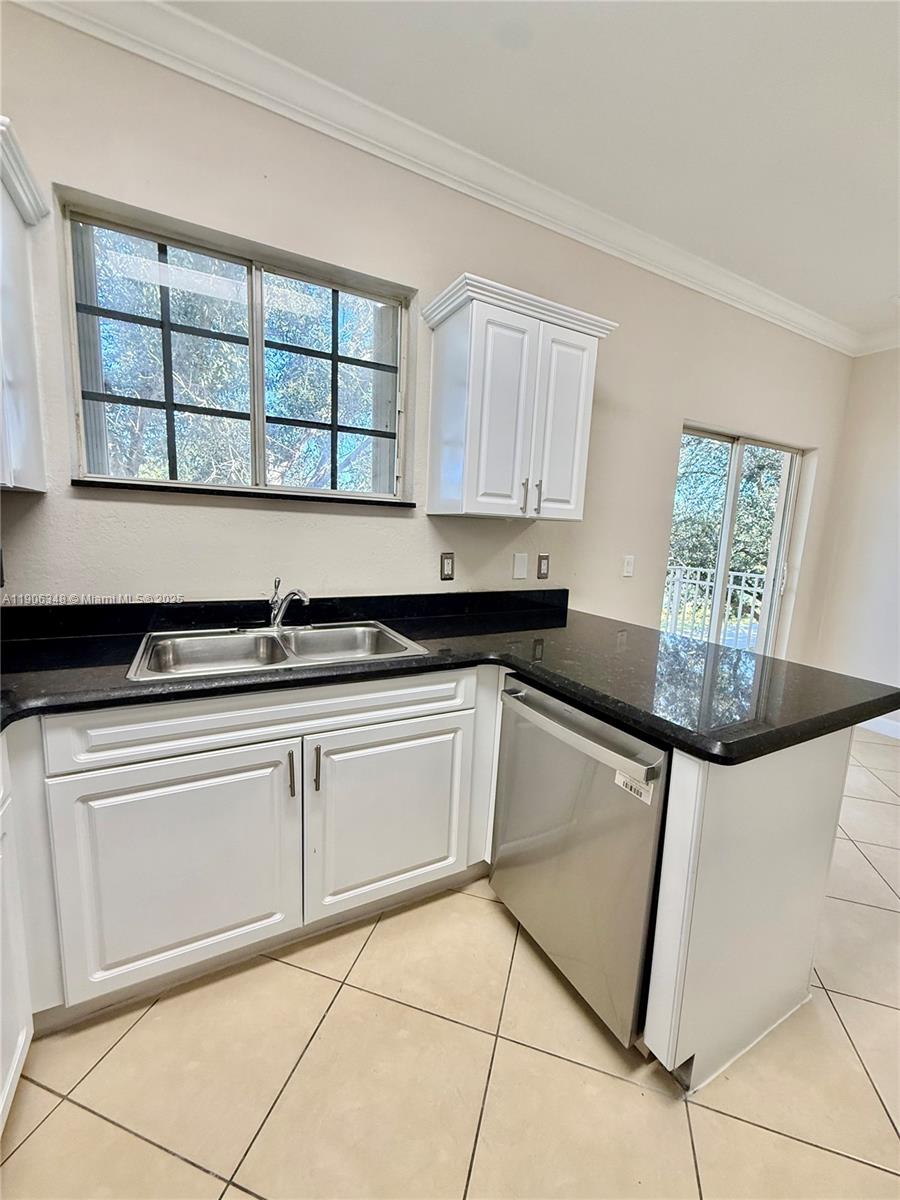 2665 NE 4th St #201 Homestead, FL 33033